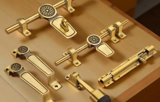 BRASS_DOOR_FITTINGS